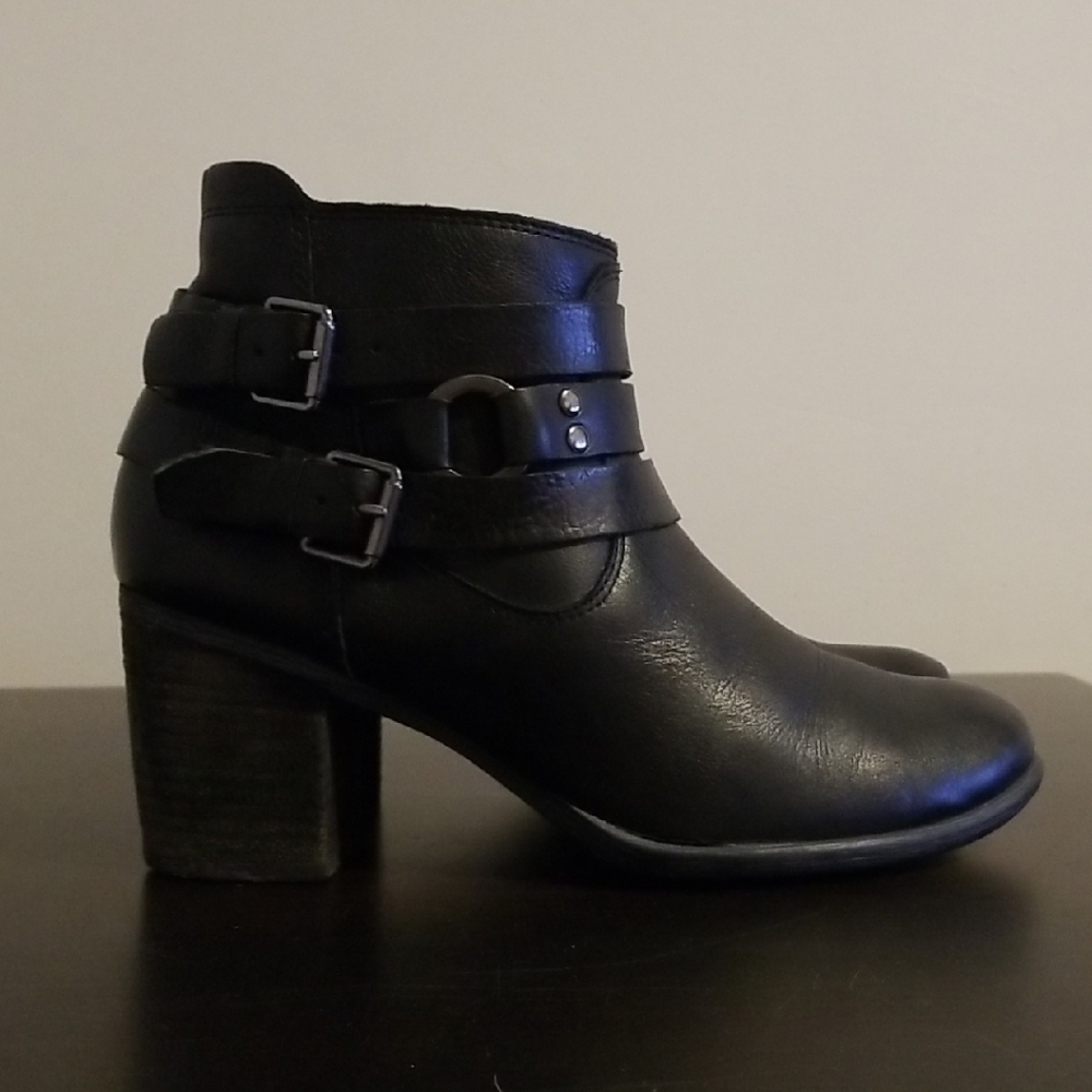 Josef Seibel Black Leather Wallet Ankle Booties Buckle Straps Size 8/38 Preppy